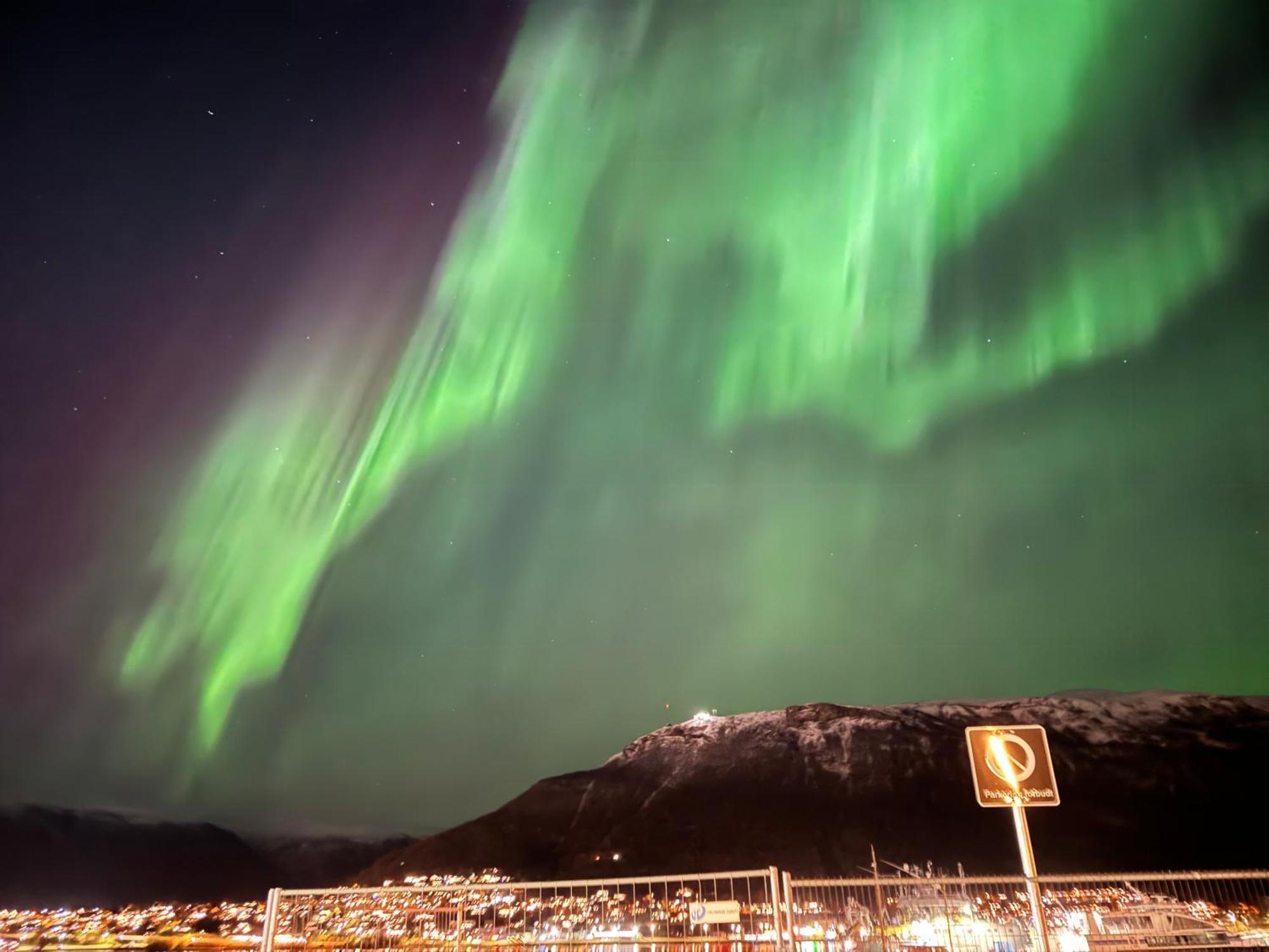 Guesthouse In Tromso Center By Dada Екстер'єр фото